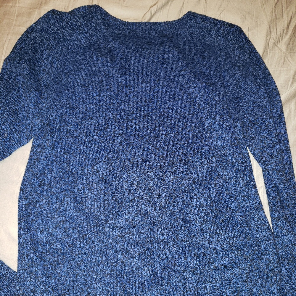 American Eagle Blue Sweater Size M